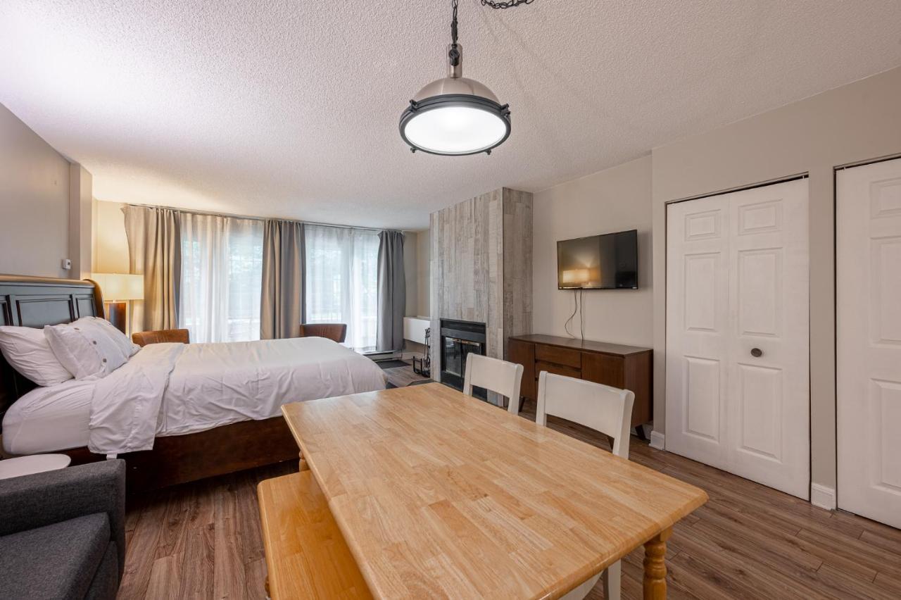 Le Domaine Chambre D'Hotel A Saint-Sauveur-des-Monts מראה חיצוני תמונה
