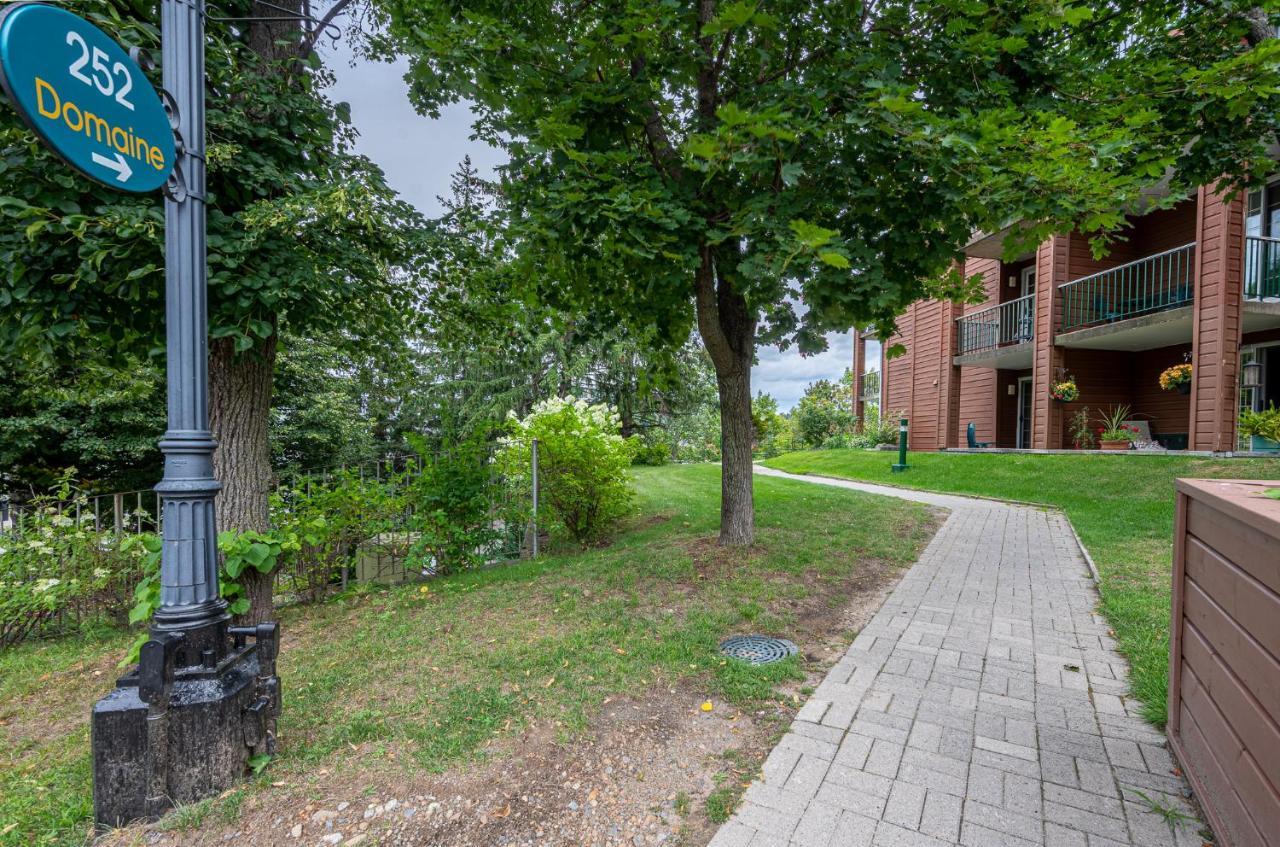 Le Domaine Chambre D'Hotel A Saint-Sauveur-des-Monts מראה חיצוני תמונה