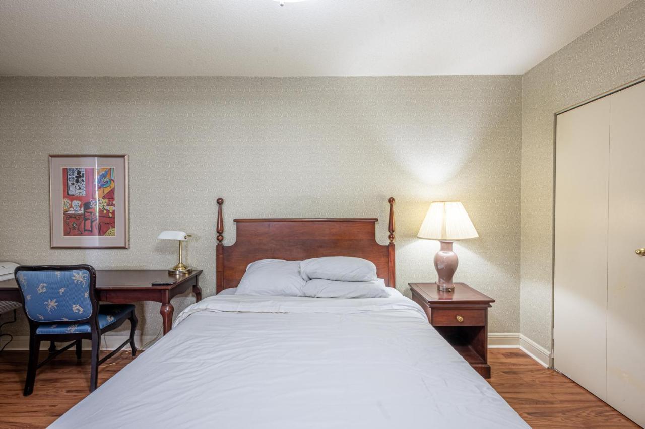 Le Domaine Chambre D'Hotel A Saint-Sauveur-des-Monts מראה חיצוני תמונה