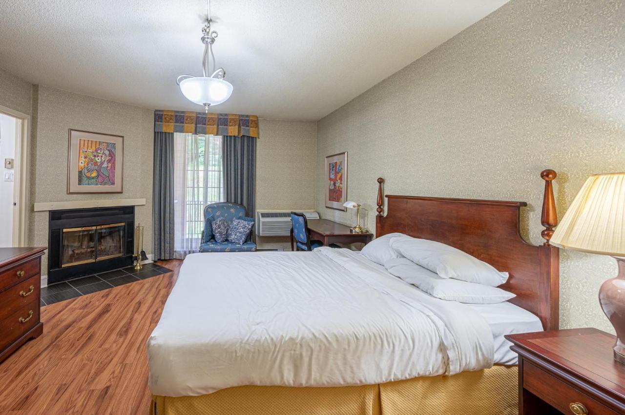 Le Domaine Chambre D'Hotel A Saint-Sauveur-des-Monts מראה חיצוני תמונה