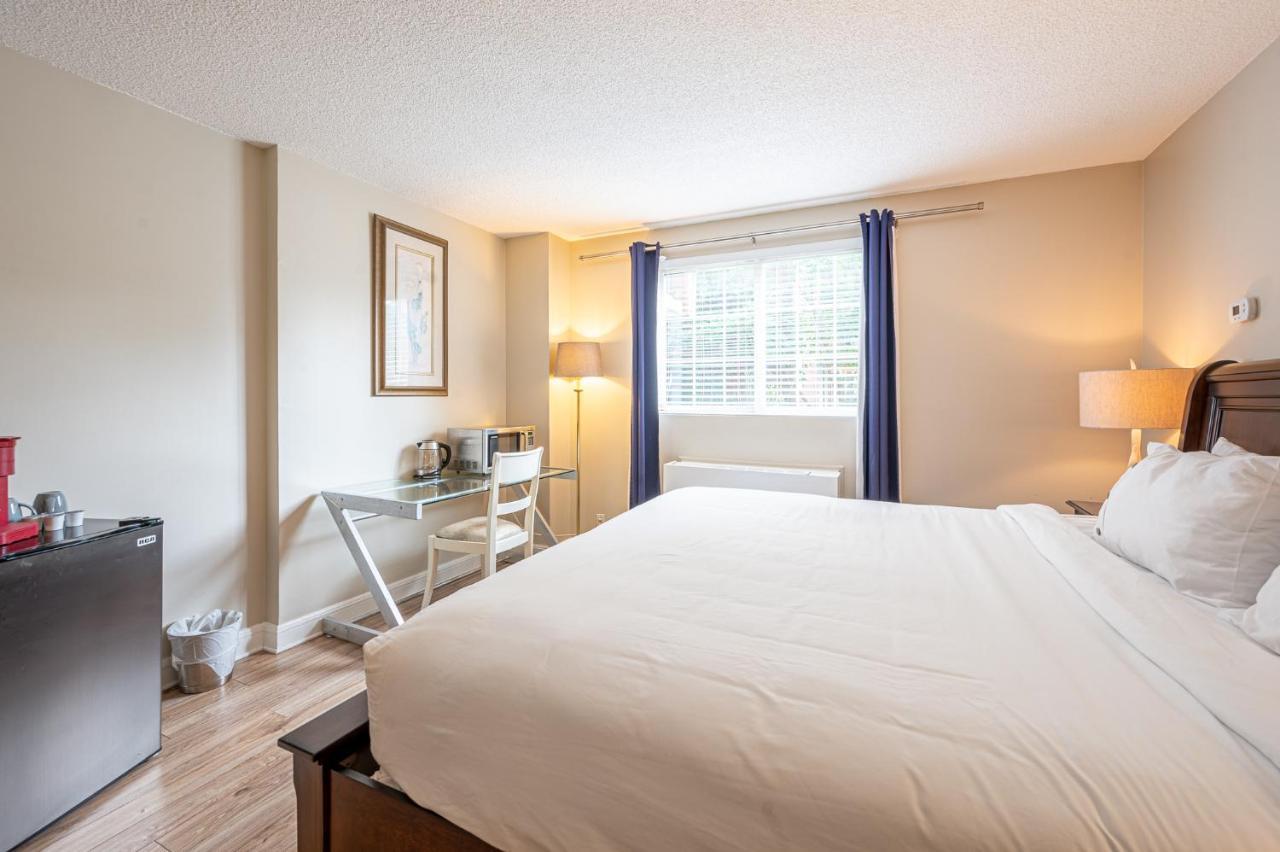 Le Domaine Chambre D'Hotel A Saint-Sauveur-des-Monts מראה חיצוני תמונה