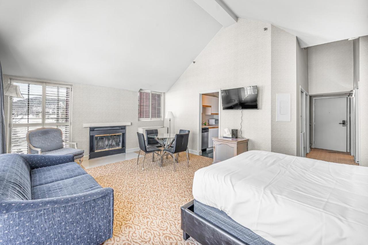 Le Domaine Chambre D'Hotel A Saint-Sauveur-des-Monts מראה חיצוני תמונה