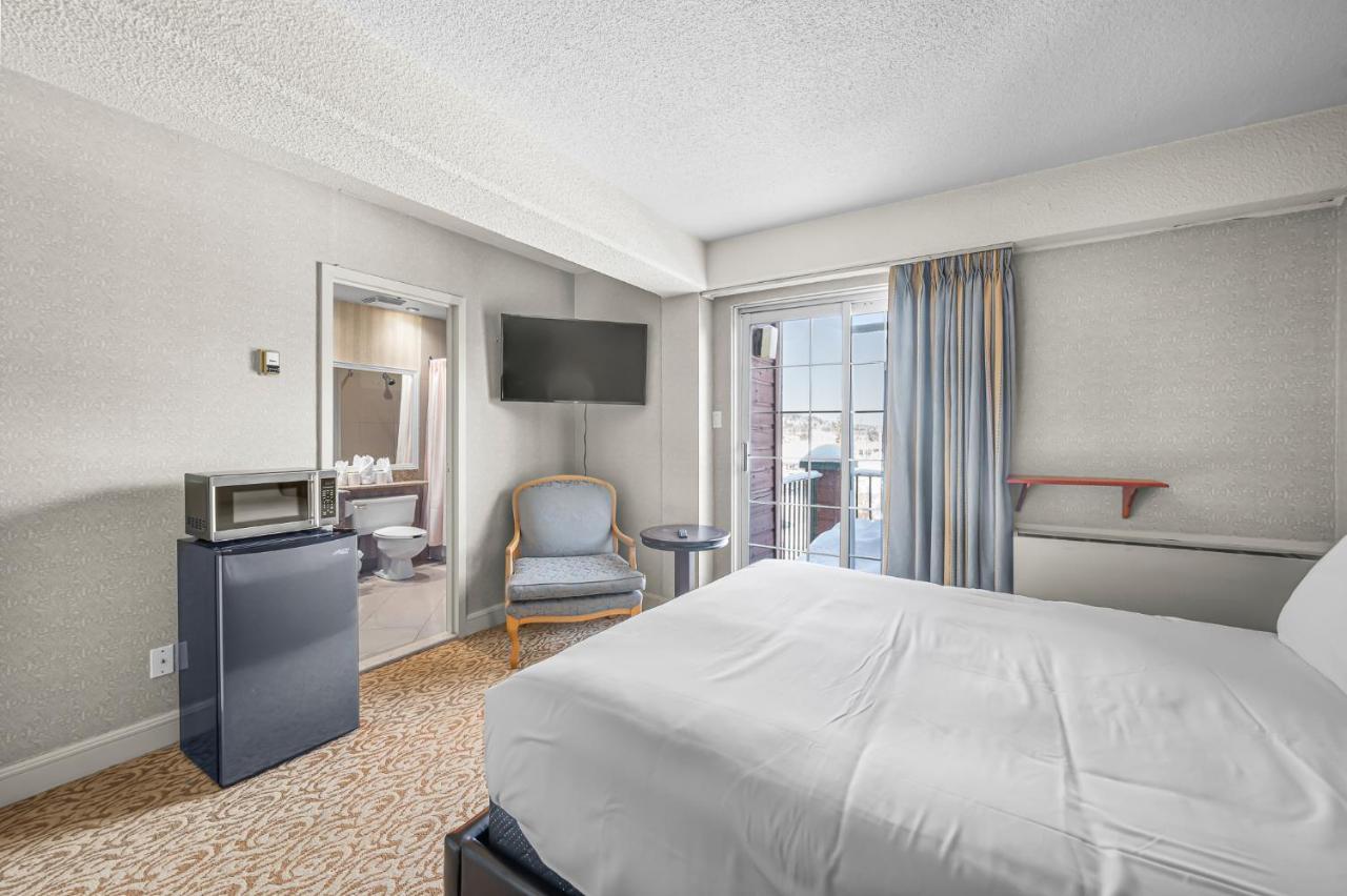 Le Domaine Chambre D'Hotel A Saint-Sauveur-des-Monts מראה חיצוני תמונה